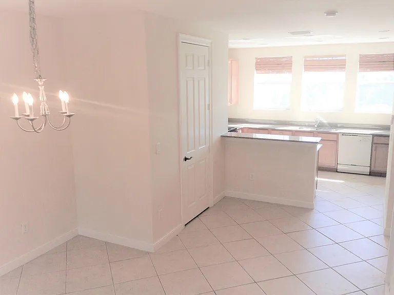 690 Amador Ln #2 — Photo 26
