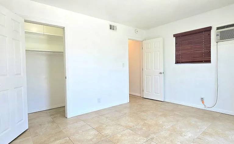 9222 De Adalena St — Photo 8