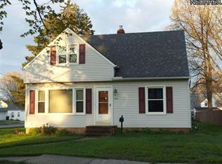 5813 Monica Ln, Garfield Heights, OH