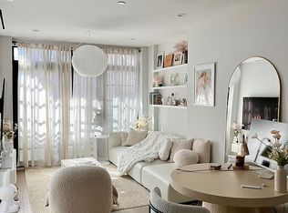 37-28 30th St #2F, Long Island City, NY