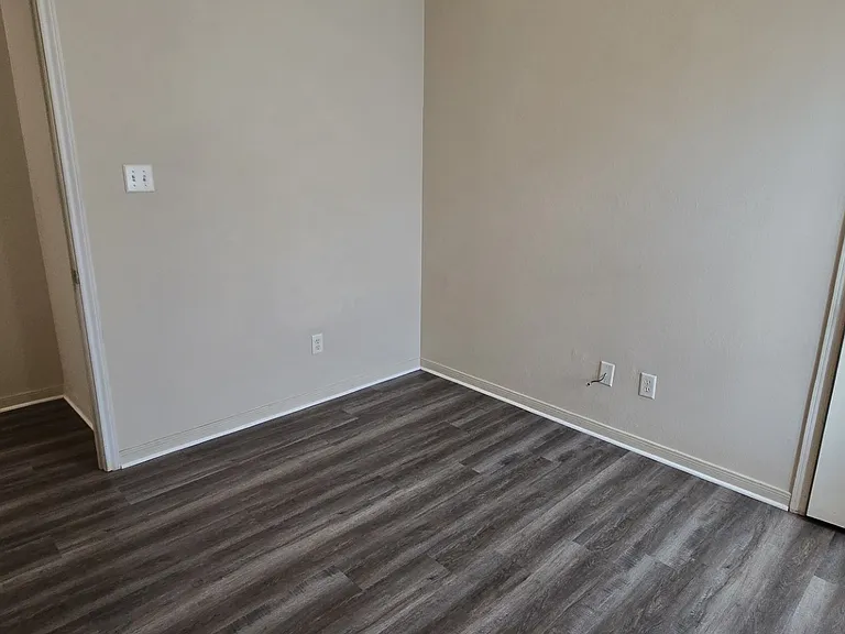 418-D Brittney 12 bdrm 3 (3)_08042026