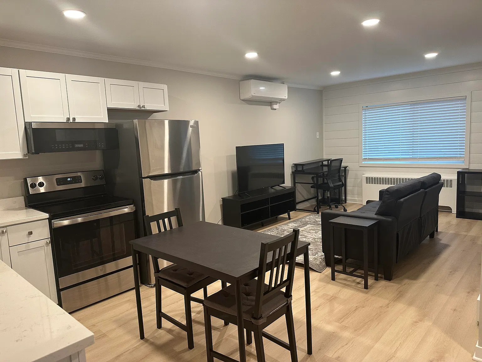 1 bed, 2.0 bath, 700 sqft, $1,400 — Photo 4