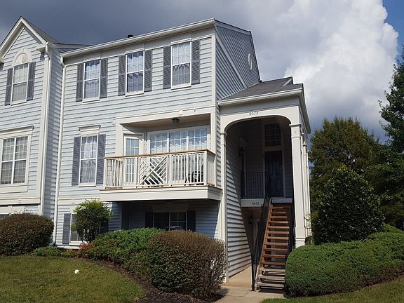 2nd image of 8073 Stonewall Brigade Ct APT 202