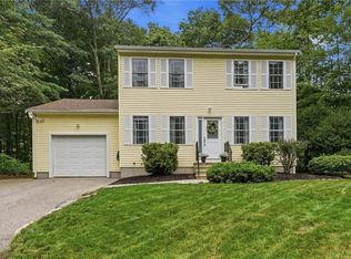 122 Money Hill Rd, Glocester, RI 02814