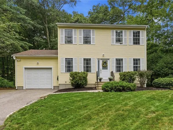 122 Money Hill Rd, Glocester, RI 02814