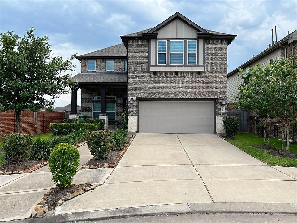 1st image of 2507 Amethyst Isle Ln