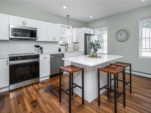 179 Ocean St, Providence, RI 02905