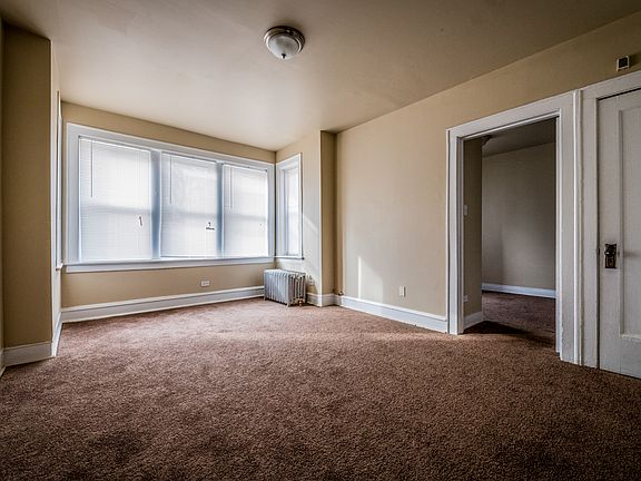 4th image of 5500 W Van Buren St #348-1