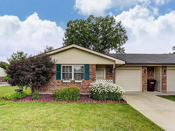 2nd image of 2355 N Knoll Dr
