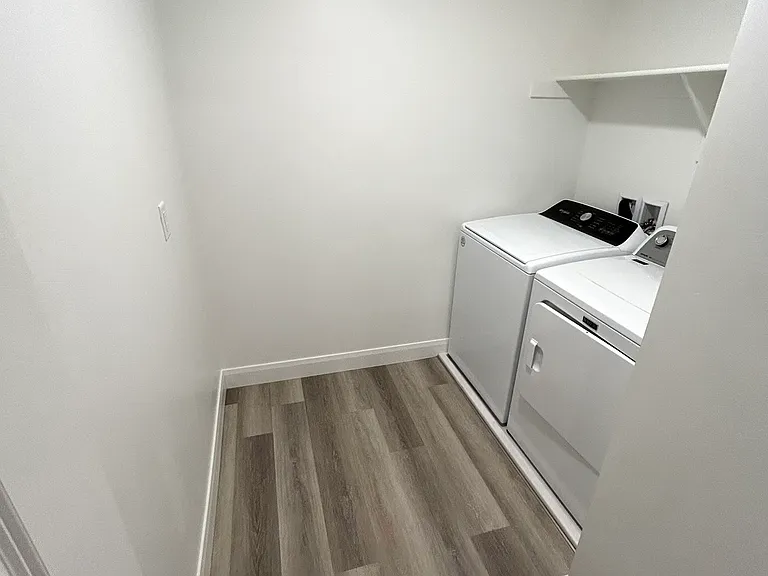 645 W Scarlet Hill Dr — Photo 23