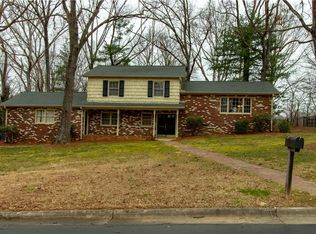 3821 Derbyshire Rd, Winston Salem, NC 27104