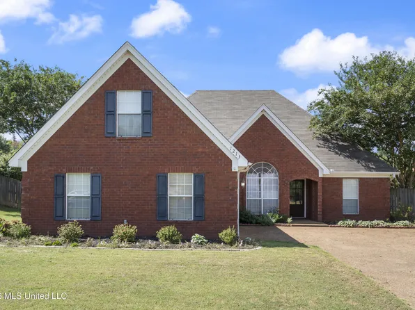 1213 Pontotoc St, Hernando, MS 38632