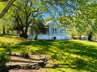 702 S High St, Neosho, MO 64850