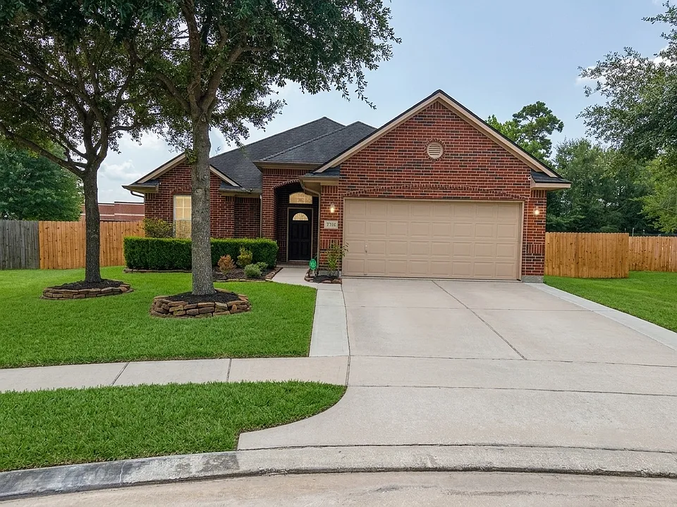 2706 Fountainbrook Park Ct