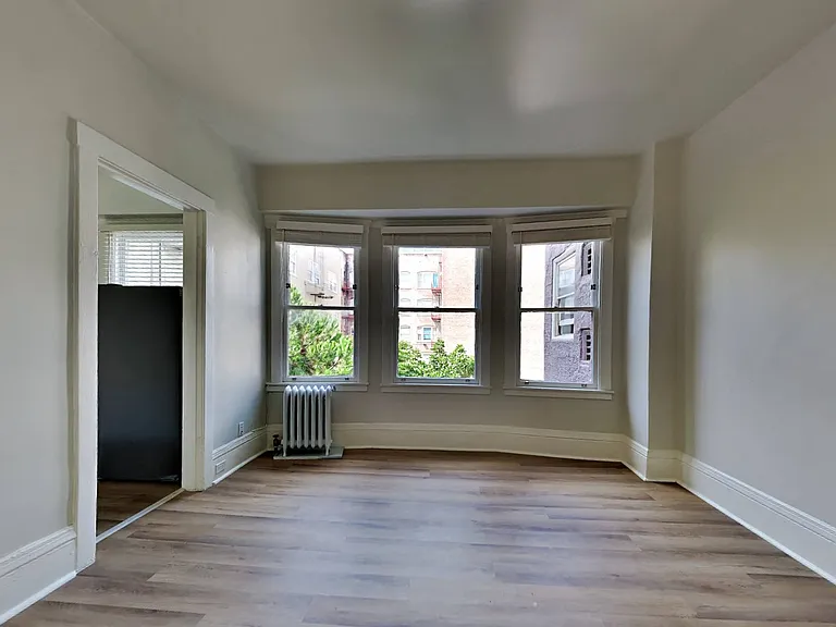954 Geary St — Photo 19