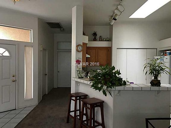 2nd image of 4767 Cozy Cottage Pl