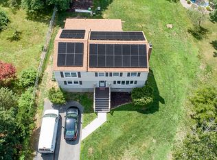 9 Ward St, Burlington, MA 01803