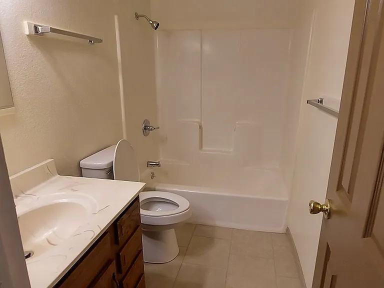 2110 Hagerty Rd — Photo 11