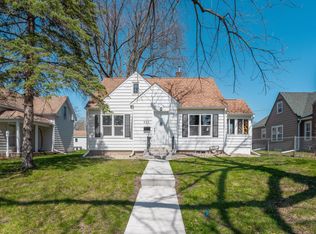 932 Kingsley Ave, Waterloo, IA 50701