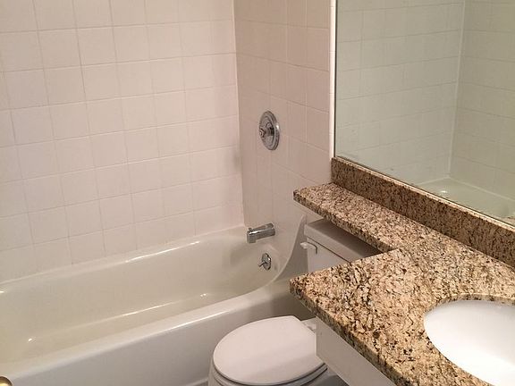 3rd image of 7505 SE 28th St APT 307