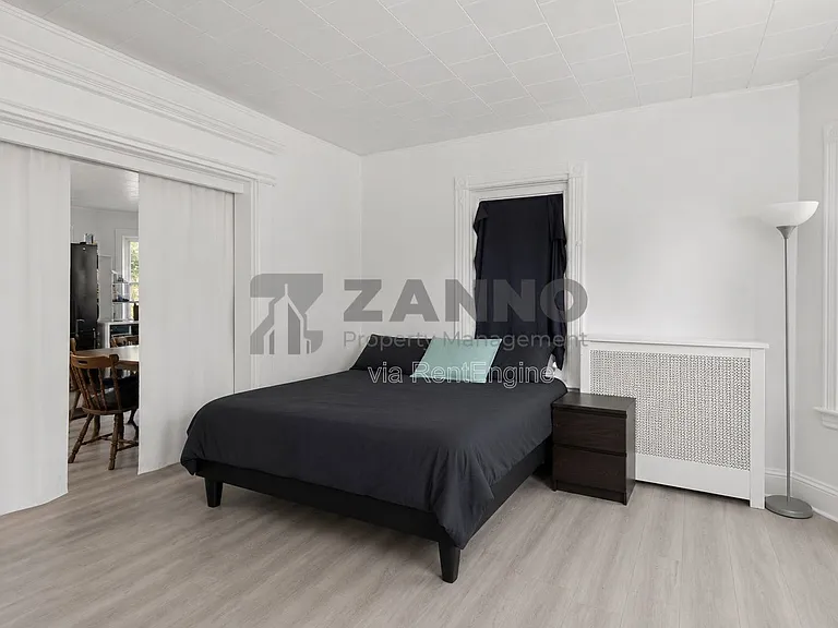 55 Potter St #2 — Photo 7