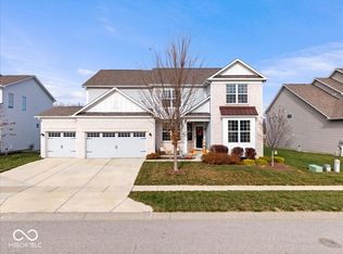 6114 Hardwick Dr, Whitestown, IN 46075