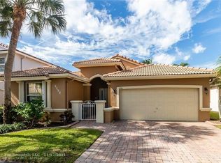 4956 SW 35th Ter, Fort Lauderdale, FL 33312