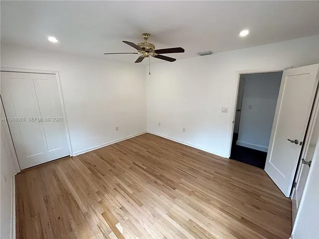 2504 Alhambra Cir — Photo 12