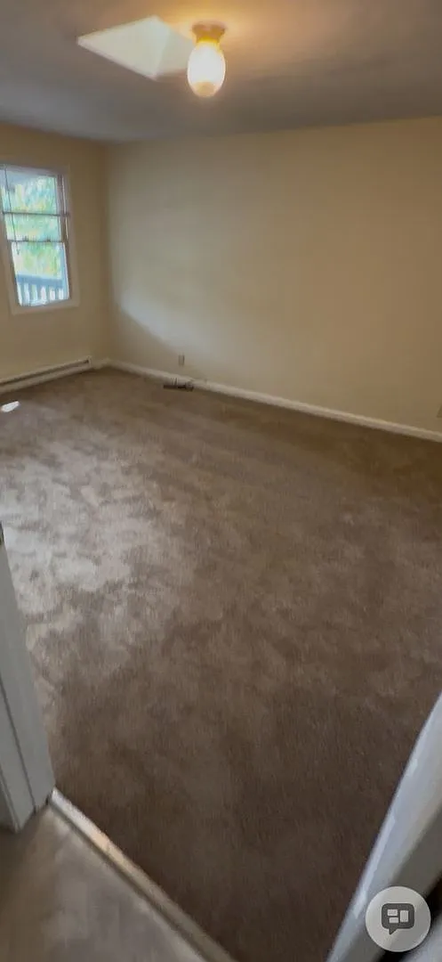 Charming 3BR Duplex in Norfolk — Photo 3