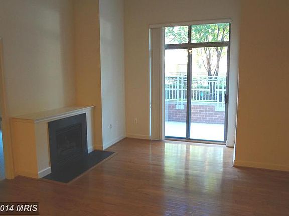 4th image of 1000 N Randolph St APT 106