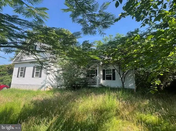 5010 Rosemont Ave, Alexandria, VA 22309