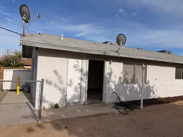 602 Commercial Ave APT C, Ridgecrest, CA 93555