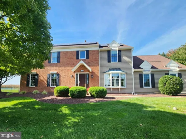 1429 Heather Ridge Dr, Newtown, PA 18940