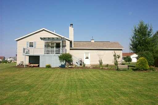 2nd image of 4824 Village Cir W