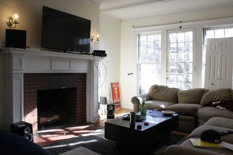 1st image of 81 Gibbs St #11A