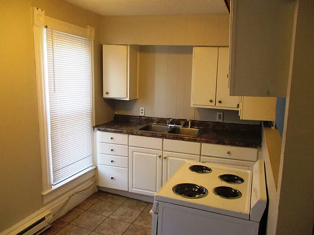 818 W Washington St photo 1