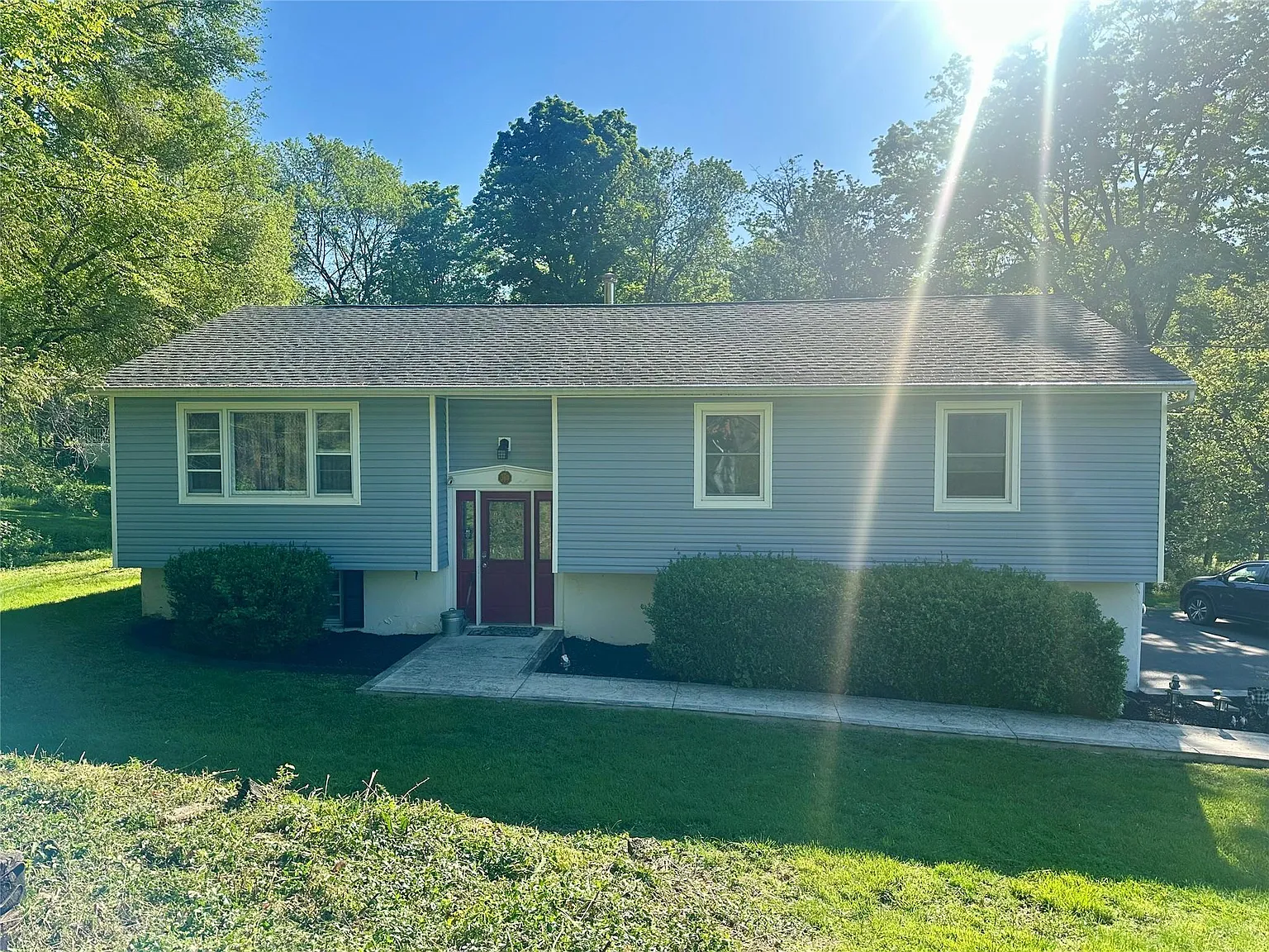1 Darren Drive photo 1