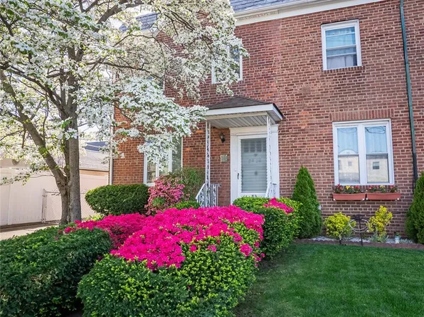 24-10 154th Street, Whitestone, NY 11357