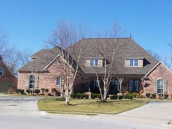 1st image of 4609 Blossom Way Dr