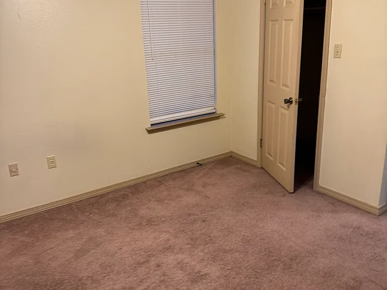 7051 Perkins Place Ct #B — Photo 8