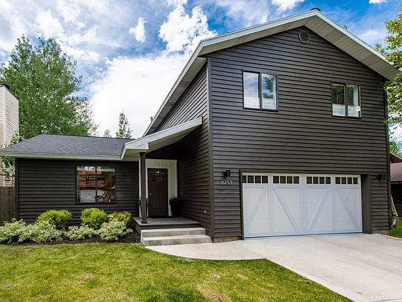 2nd image of 2253 Monarch Dr