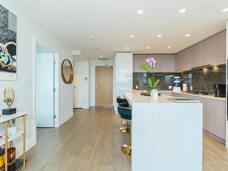 1675 Lions Gate Ln #XX — Photo 6