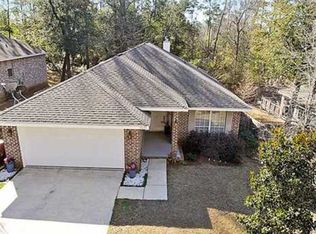 9534 Kale Pl, Diamondhead, MS 39525