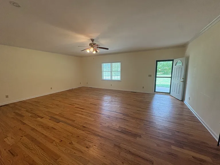 5786 Kanaday Rd — Photo 4