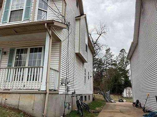 3rd image of 5624 Willard Ave