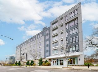 180 Telford St Unit 321, Brighton, MA 02135