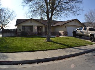 1728 Saltbrush Ave, Coalinga, CA 93210