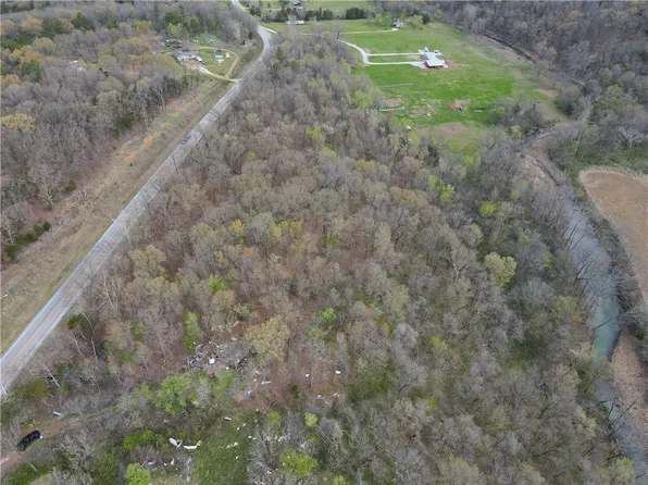 (undisclosed Address), Alpena, AR 72611