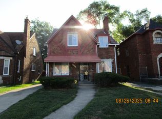 17606 San Juan Dr, Detroit, MI 48221