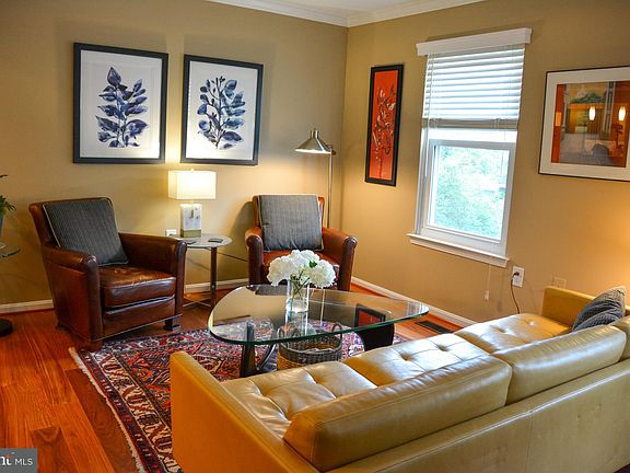 4th image of 1001 Shaw Ct